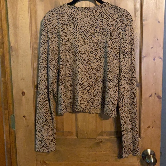 American Eagle super soft cheetah print cardigan - Picture 2 of 5